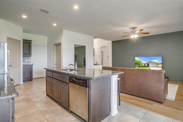 Building Photo - 1424 Doe Meadow Dr