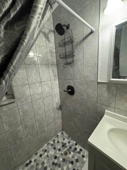 Building Photo - 16340 NW 17th Ct