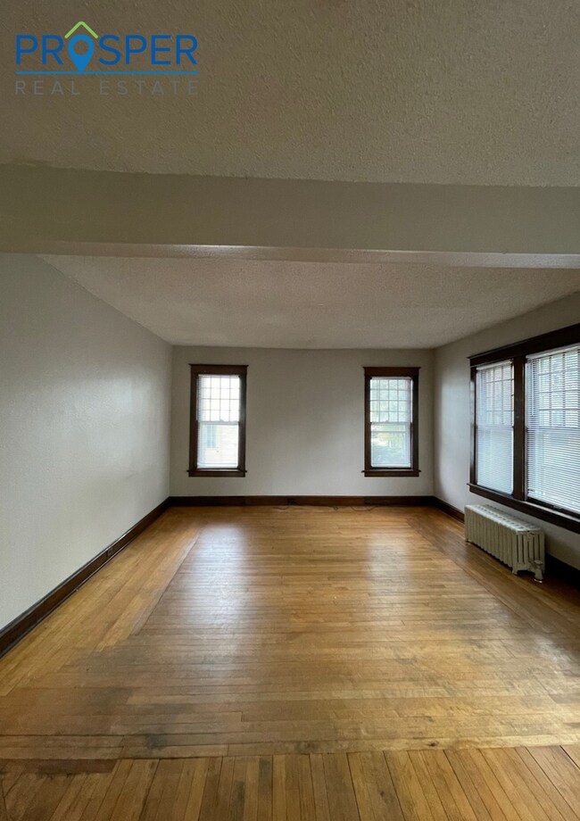 Building Photo - 225 Hudson St
