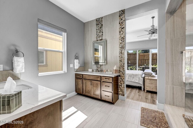 Building Photo - 2958 Saddle Peak Dr