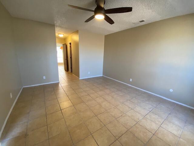 Building Photo - 500 Western Dr