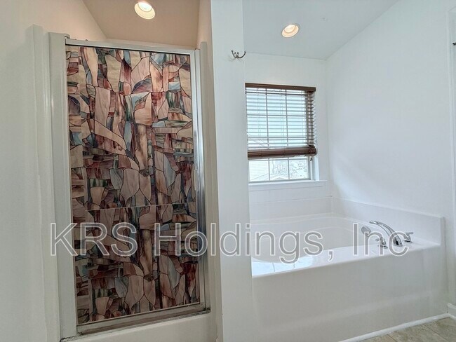 Building Photo - 2736 Shepherd Valley St