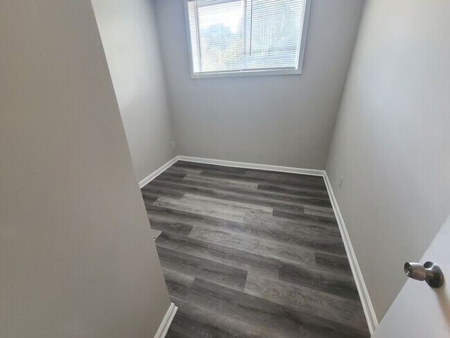 Building Photo - COMING SOON: Beautiful 4BR 2.5BA Home w/ Renovated Kitchen • Granite & Stainless • Garage Parking...