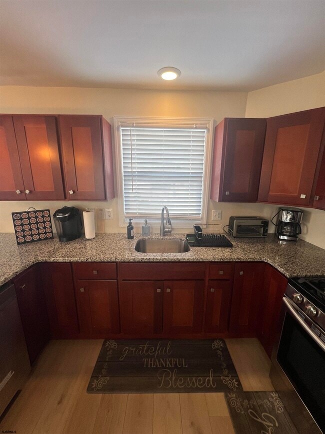 Building Photo - 239 N Derby Ave