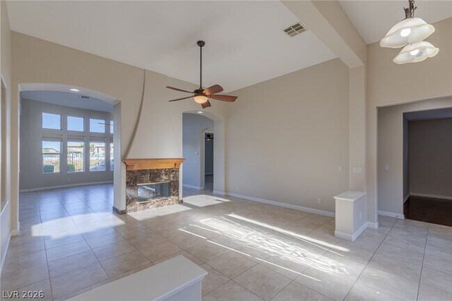 Building Photo - 2749 Botticelli Dr