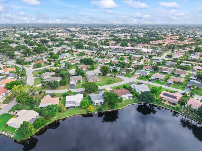 Building Photo - 10120 NW 71st St