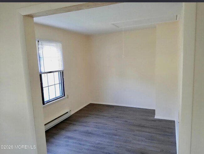 Building Photo - 453A Chesterfield Ct