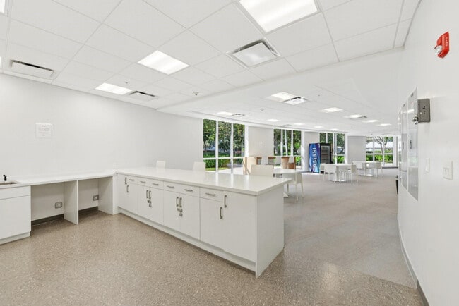 Building Photo - 600 Three Islands Boulevard