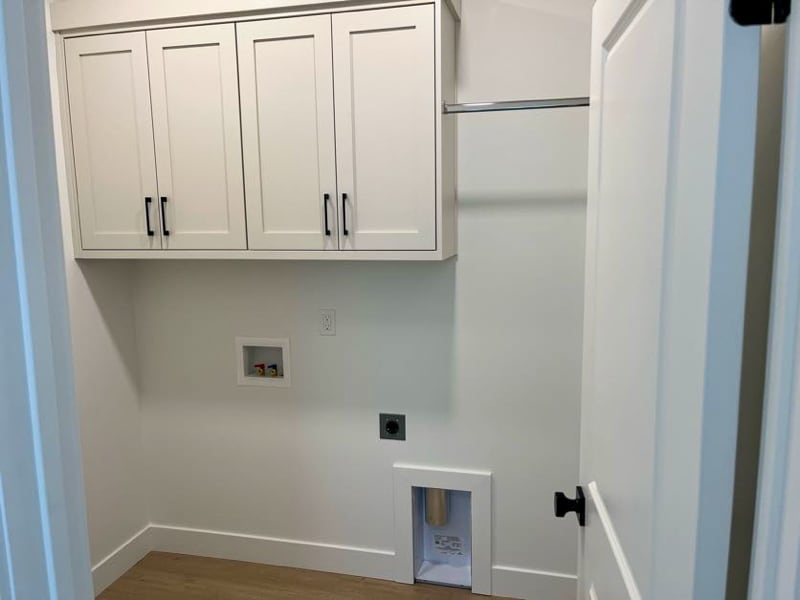 Building Photo - 1360 E 1220 N