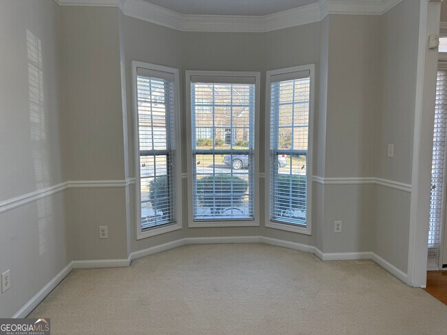 Building Photo - 380 Vine Mountain Way