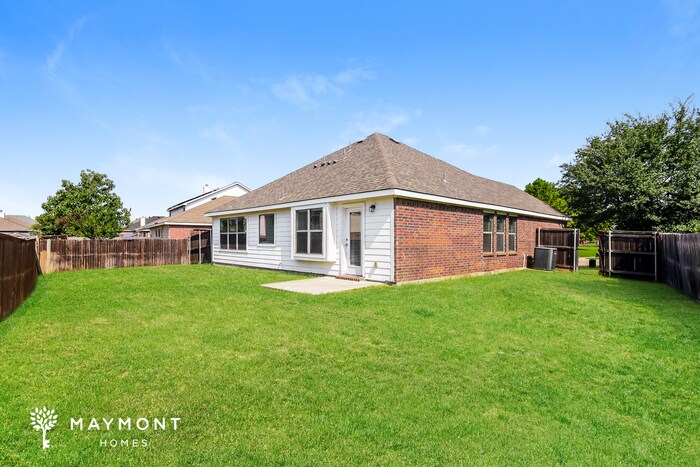 Building Photo - 1203 Toledo Bend Dr