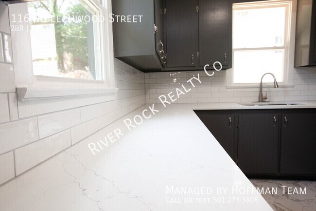 Building Photo - 116 Beechwood St