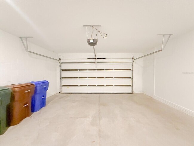 Building Photo - 1487 Brentwood Dr