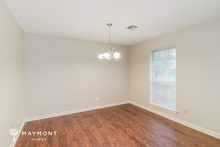 Building Photo - 721 Ledyard Pl