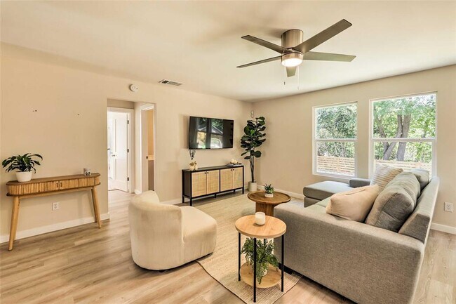 Building Photo - 6204 Wagon Bend