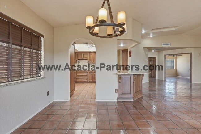 Building Photo - Three Bedroom/Two Bath Home
