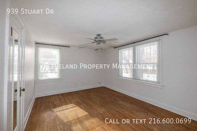 Building Photo - 939 Stuart Dr