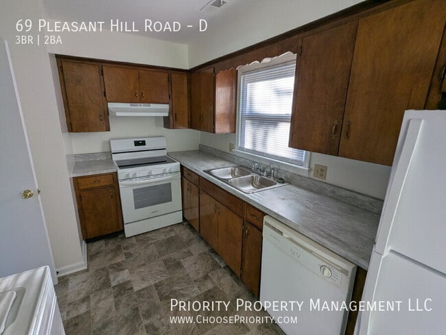 Building Photo - 69 Pleasant Hill Rd