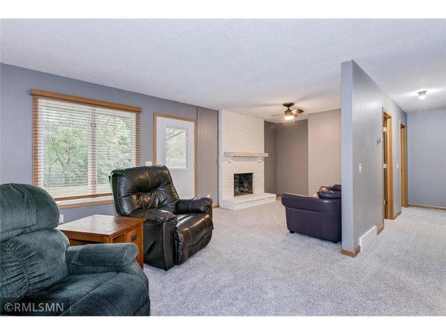 Building Photo - 4826 Grenwich Way N