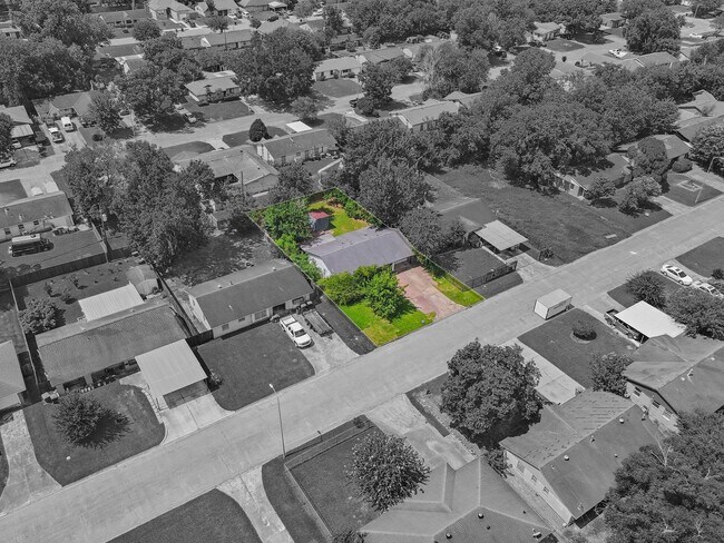 Building Photo - 5242 Greylog Dr