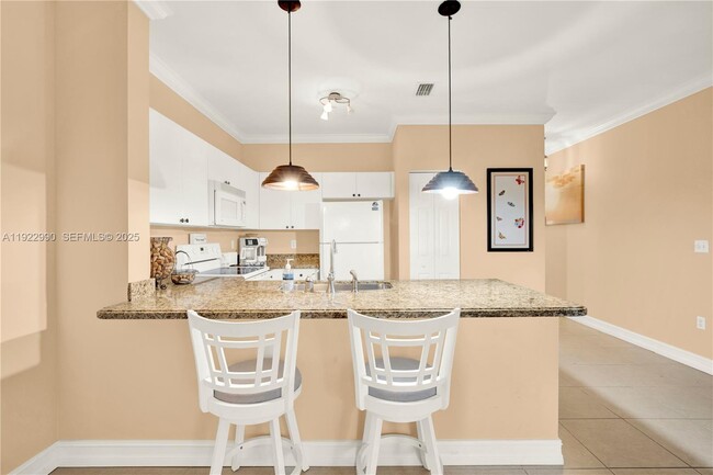 Building Photo - 2239 SE 23rd Ave