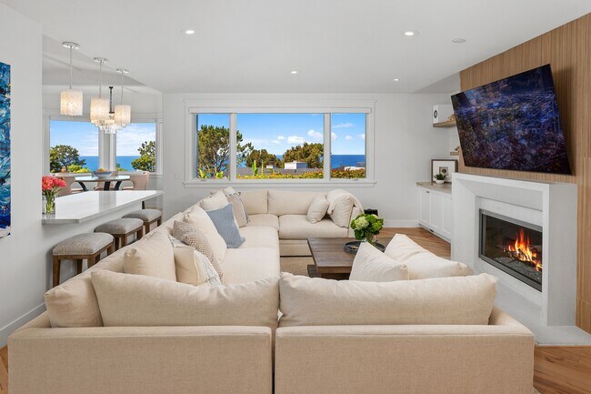 Building Photo - 555 Amphitheatre Dr