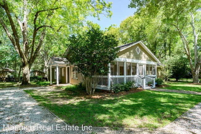 Building Photo - 3 br, 2 bath House - 104 Mershon St.