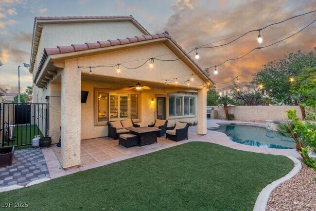 Building Photo - 4573 Milvio Ave