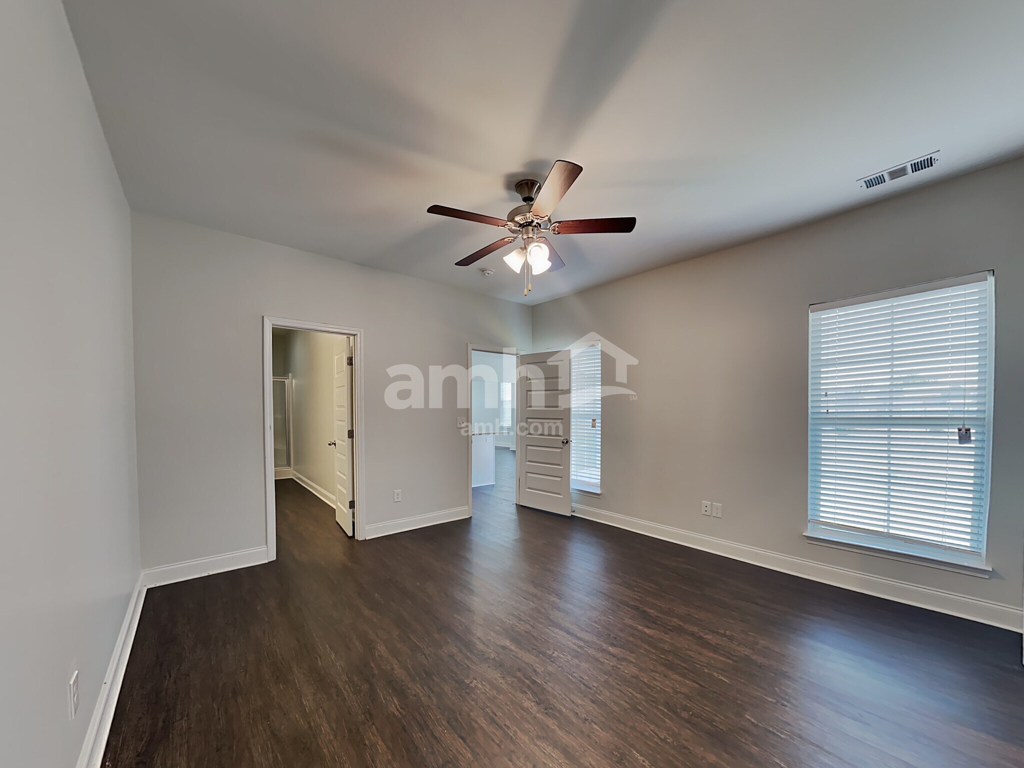 Building Photo - 5327 Tupelo St