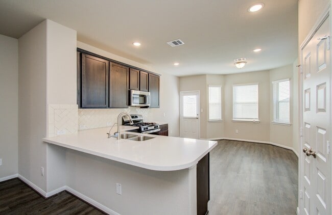 Building Photo - 8435 Moonlight Bay Cir