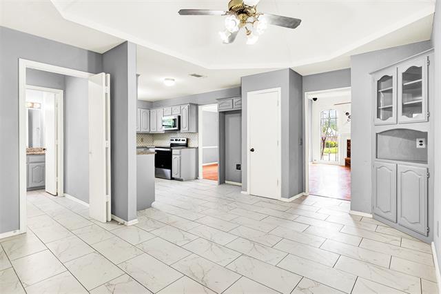 Building Photo - 3117 Osceola Dr