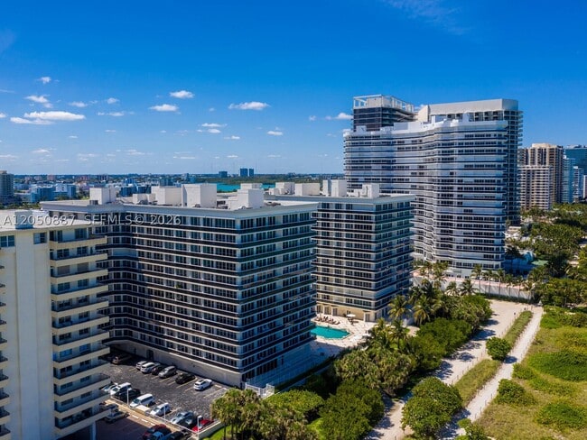 Building Photo - 9595 Collins Ave