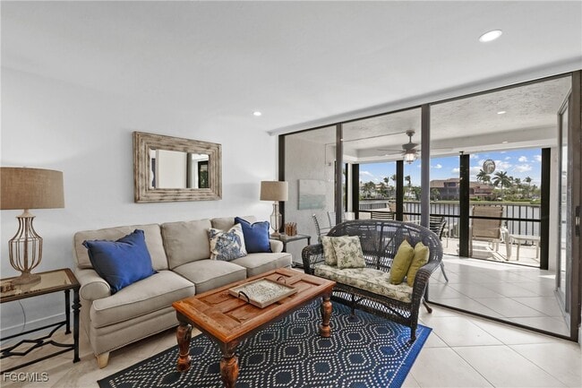 Building Photo - 10562 Gulf Shore Dr