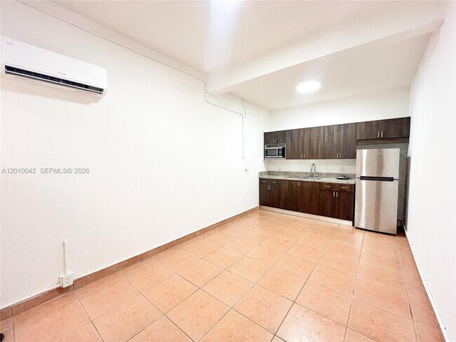 Building Photo - 7532 NW 176th St