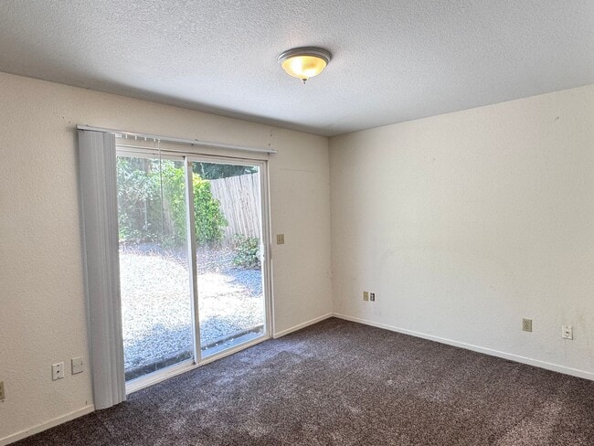 Building Photo - Cute Little House in Grass Valley