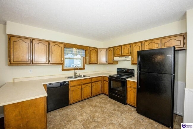 Building Photo - 413 Ridgecrest Rd