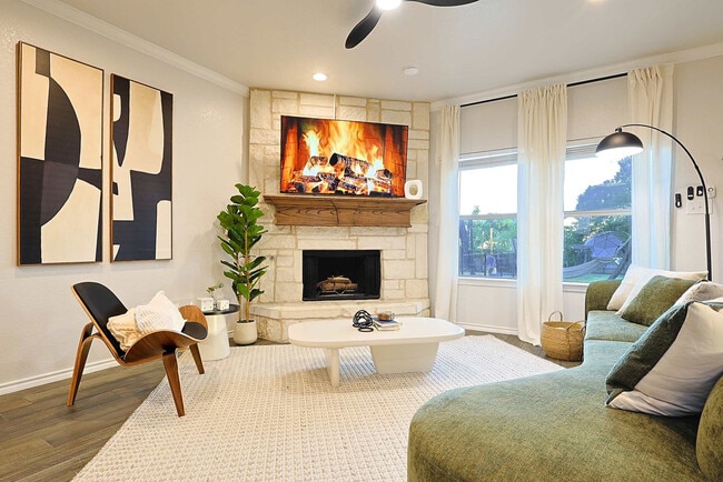 Building Photo - 500 Prairie Meadow Dr