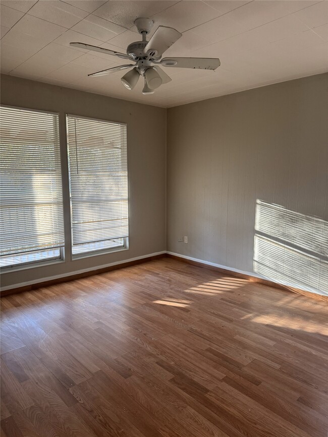 Building Photo - 705 Smokey River Bend