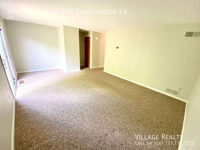 Building Photo - 442 Tanglewood Ln