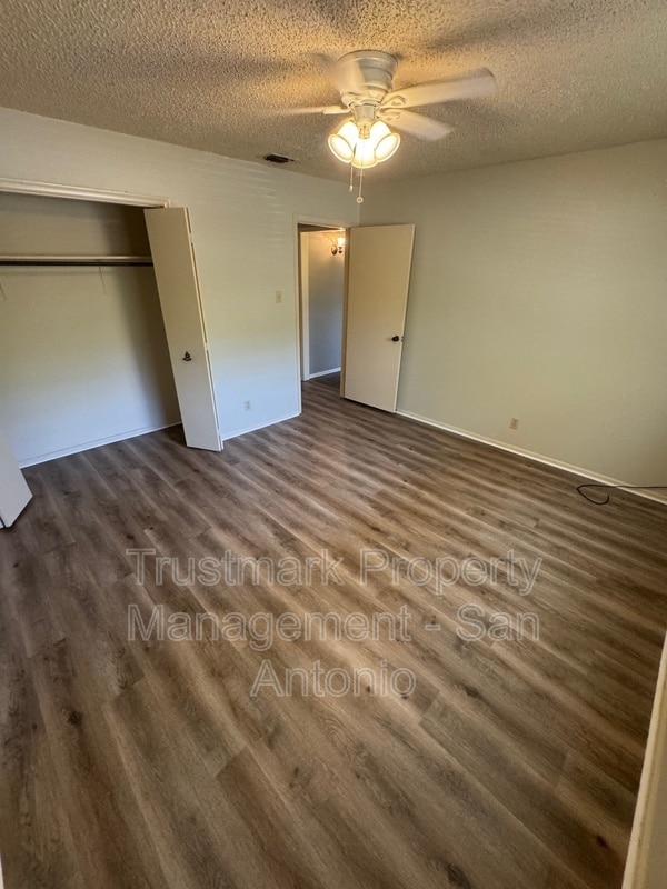 Building Photo - 14303 Brook Hollow Blvd