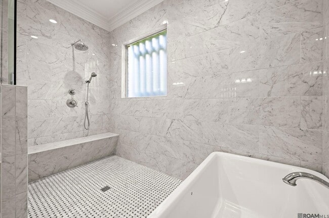 Building Photo - 19537 S Harrells Ferry Rd