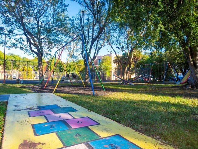 Building Photo - 9400 W Flagler St