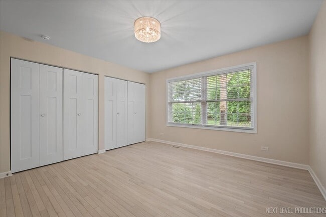 Building Photo - 1704 Napoleon Dr