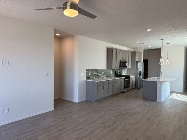 Building Photo - 2473 Eglisfield Lp