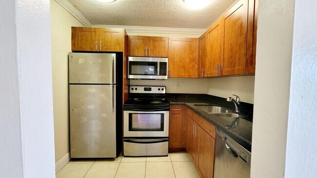 Building Photo - 494 NW 165th St