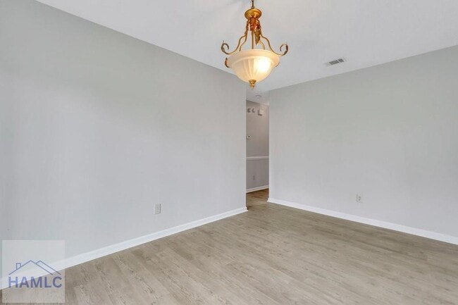 Building Photo - 734 Timber Ridge Trail