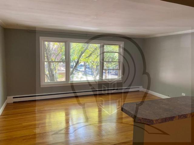 Building Photo - 2 bedroom in CHICAGO IL 60630