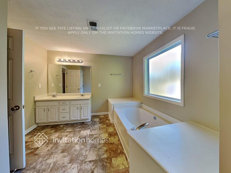 Building Photo - 752 Deidre Marie Ct