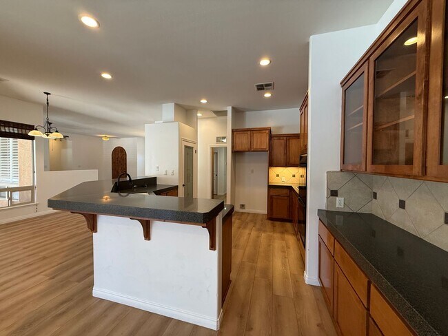 Building Photo - 4309 Scribner Way