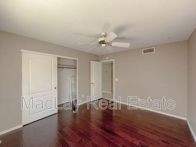 Building Photo - 1615 W Enfield Way
